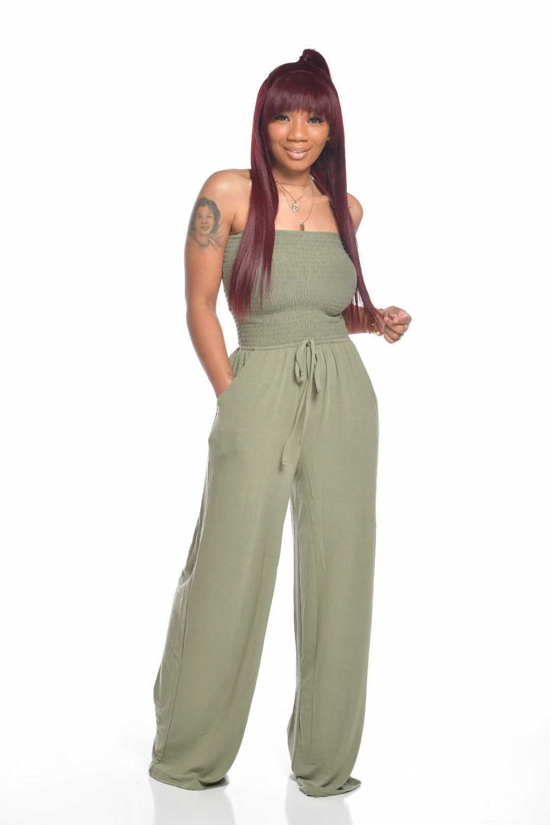 Off-shoulder gesmokte jumpsuit in effen kleur